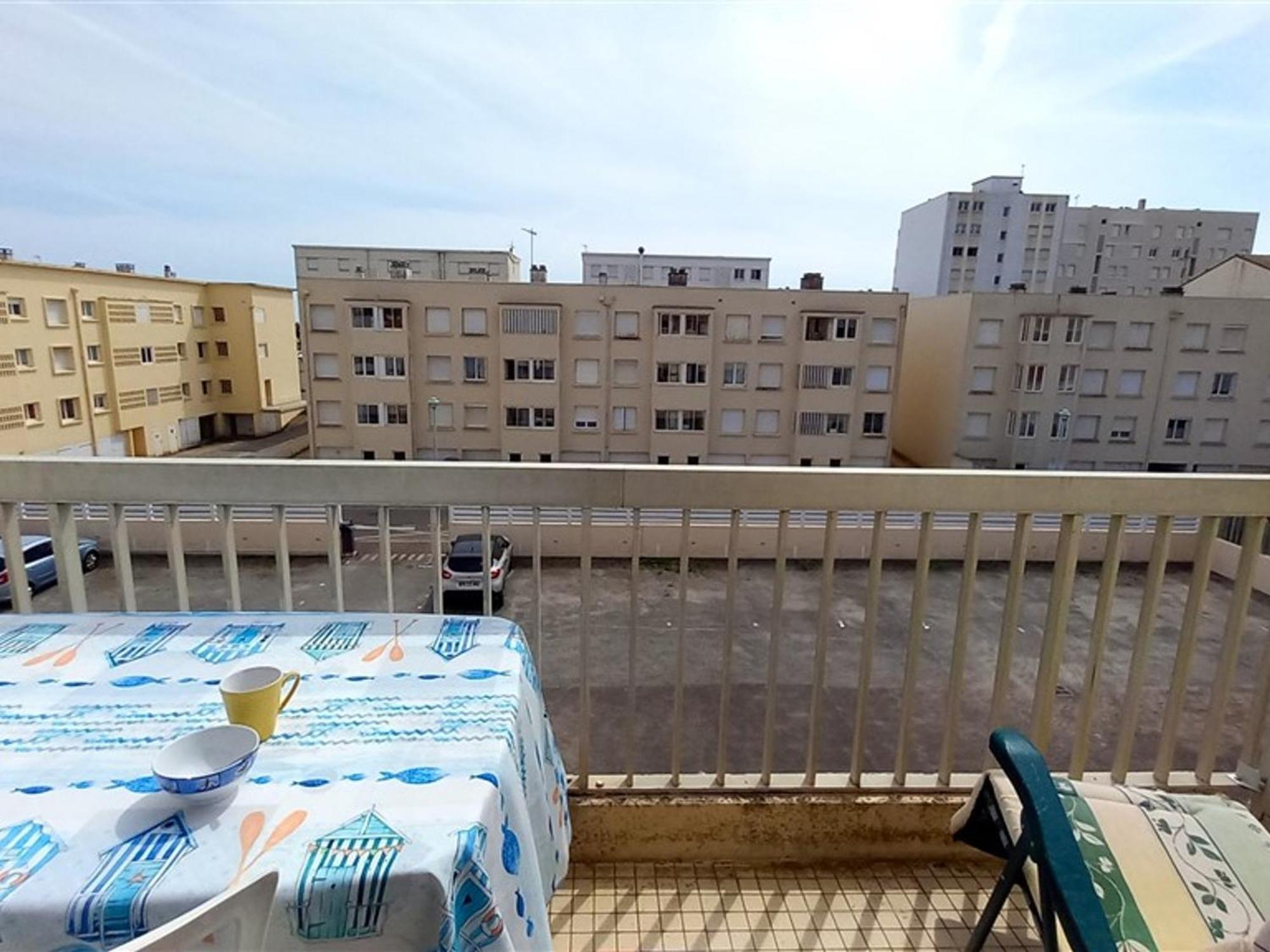 Cosy Proche Et Commerces, Parking Inclus - Fr-1-323-528 Apartment